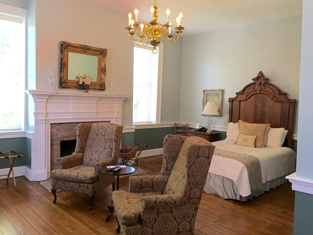 Inn Hale Springs